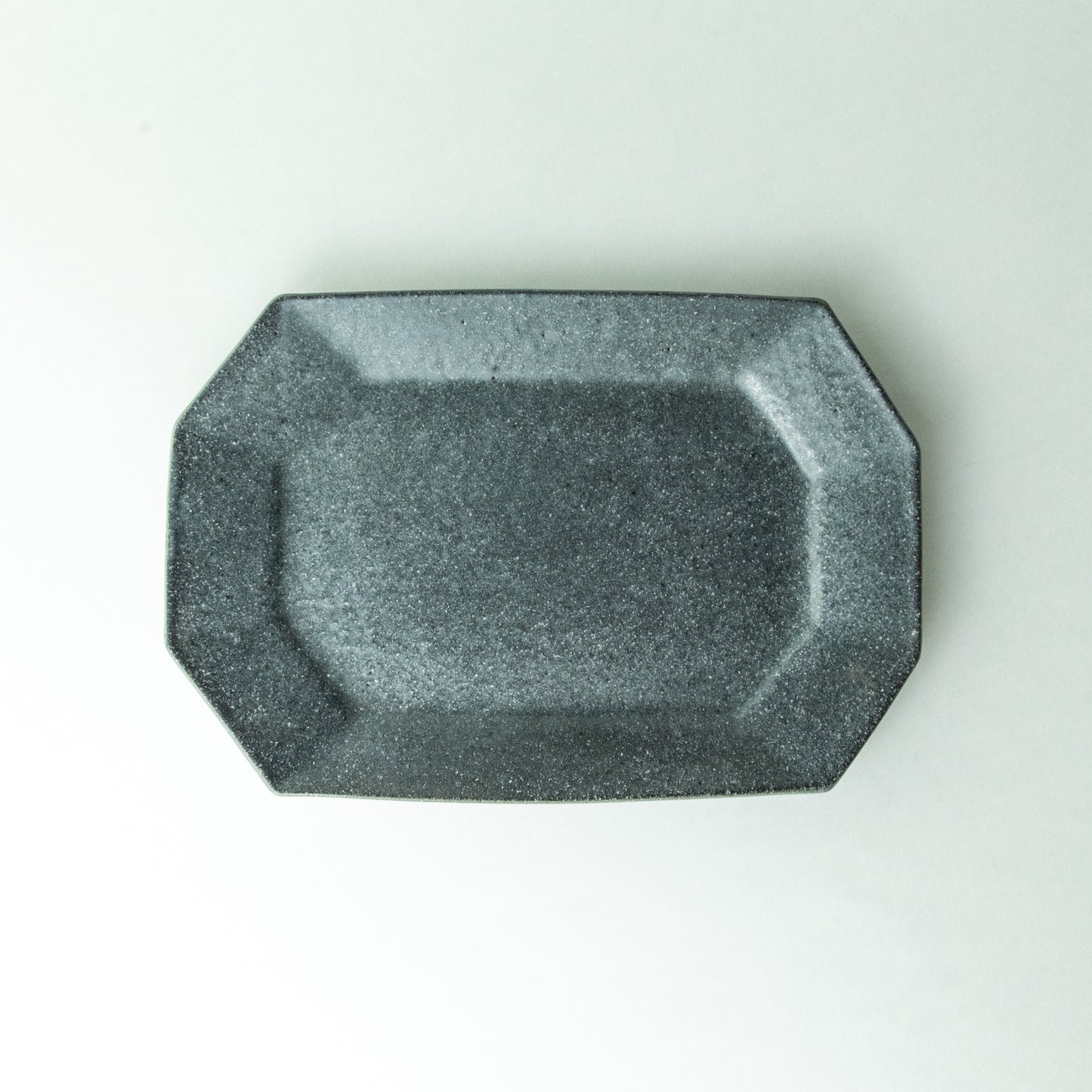 Shigaraki ware, Furuya Seitosho, gray glaze, large octagonal plate