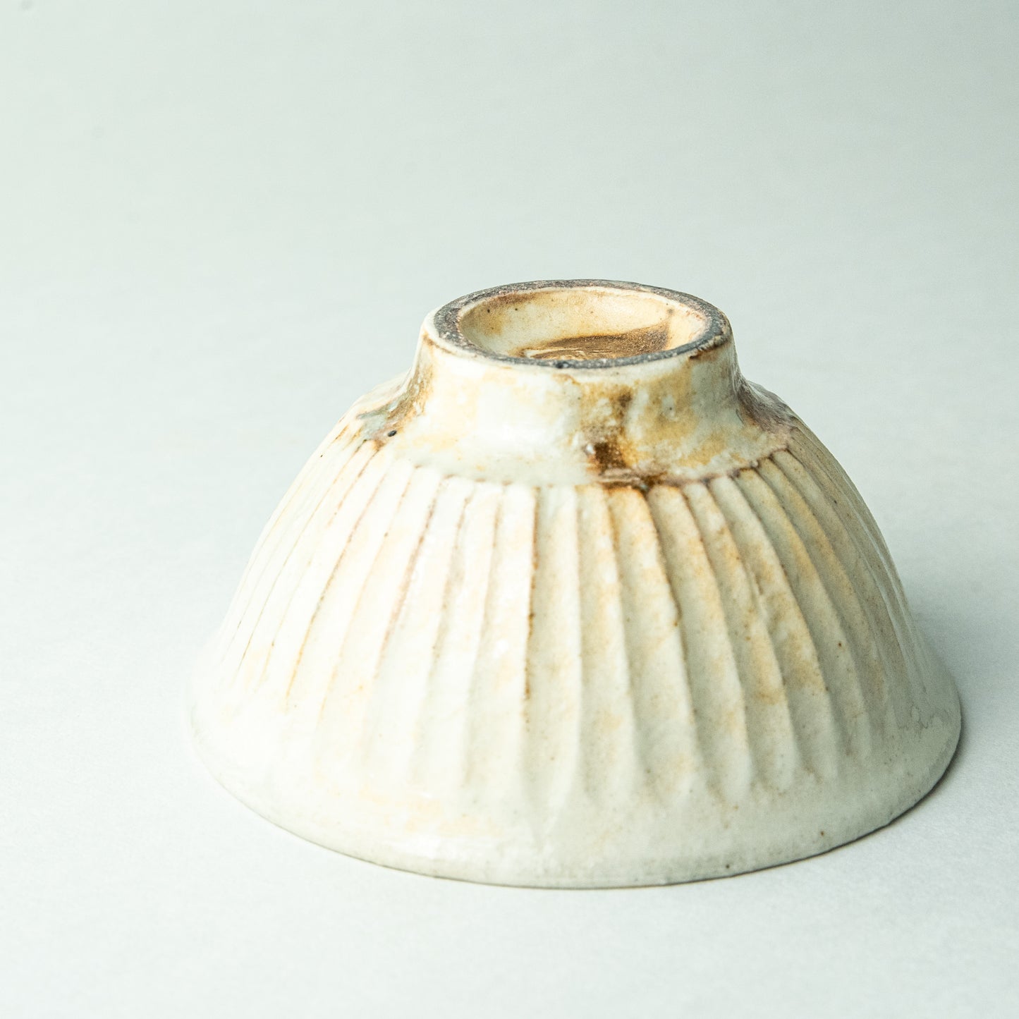 Shigaraki ware Furuya Seitosho Line carved rice bowl small