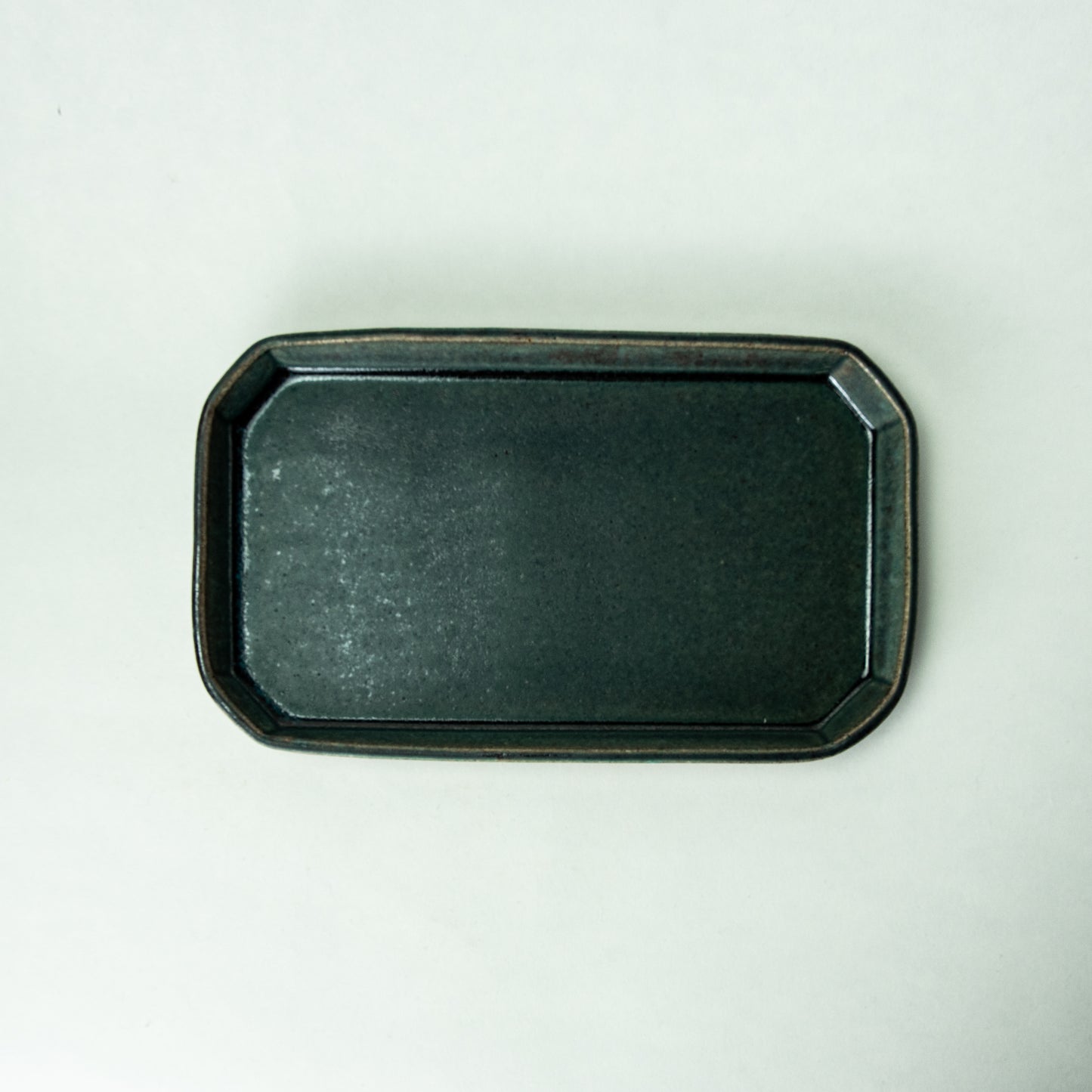 Shigaraki ware, Maruju Seito, Octagonal rectangular plate, Ultramarine