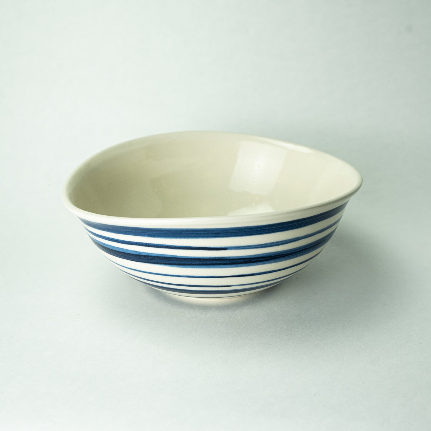 Shigaraki ware, Maruju Seitou, Tawami bowl, white