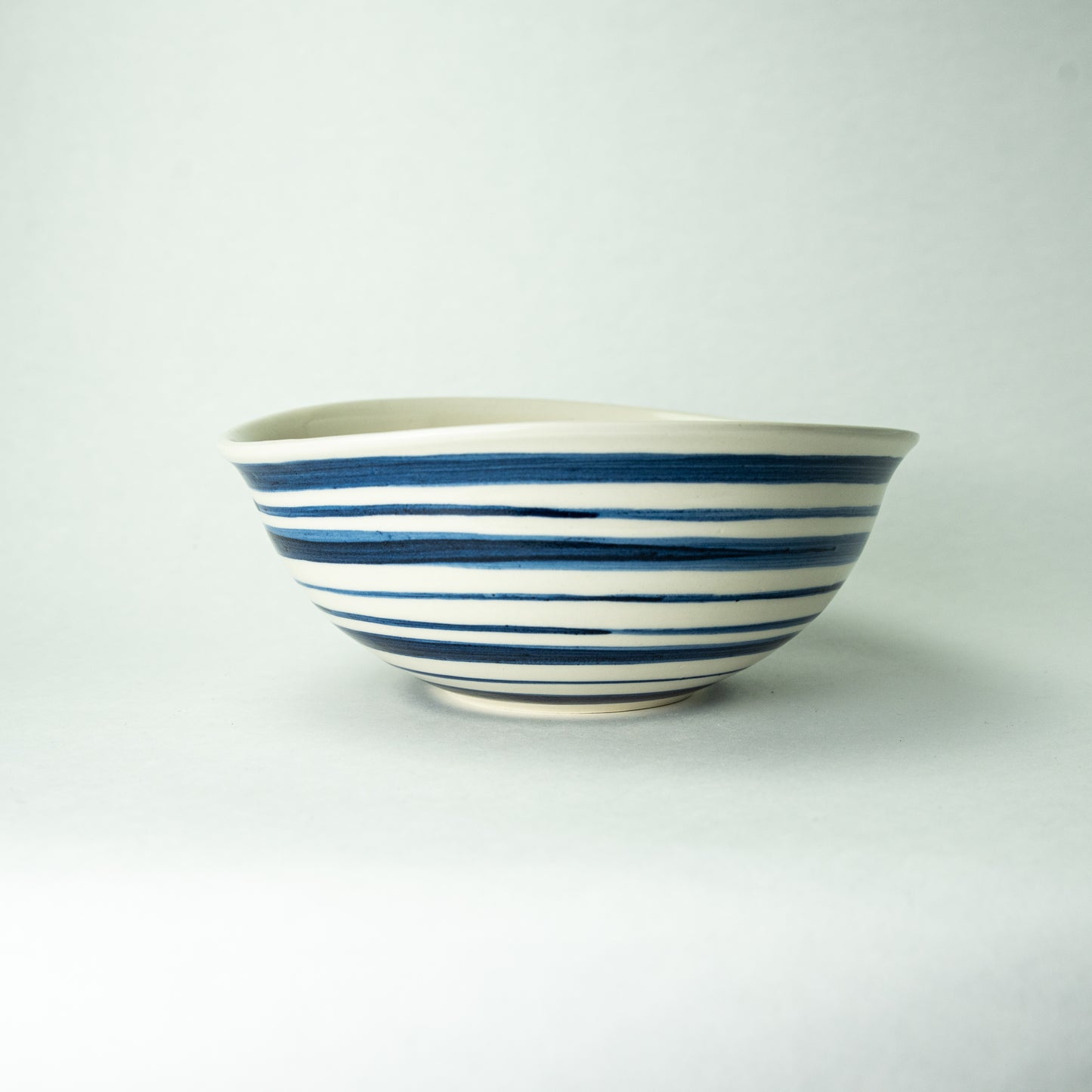 Shigaraki ware, Maruju Seitou, Tawami bowl, white