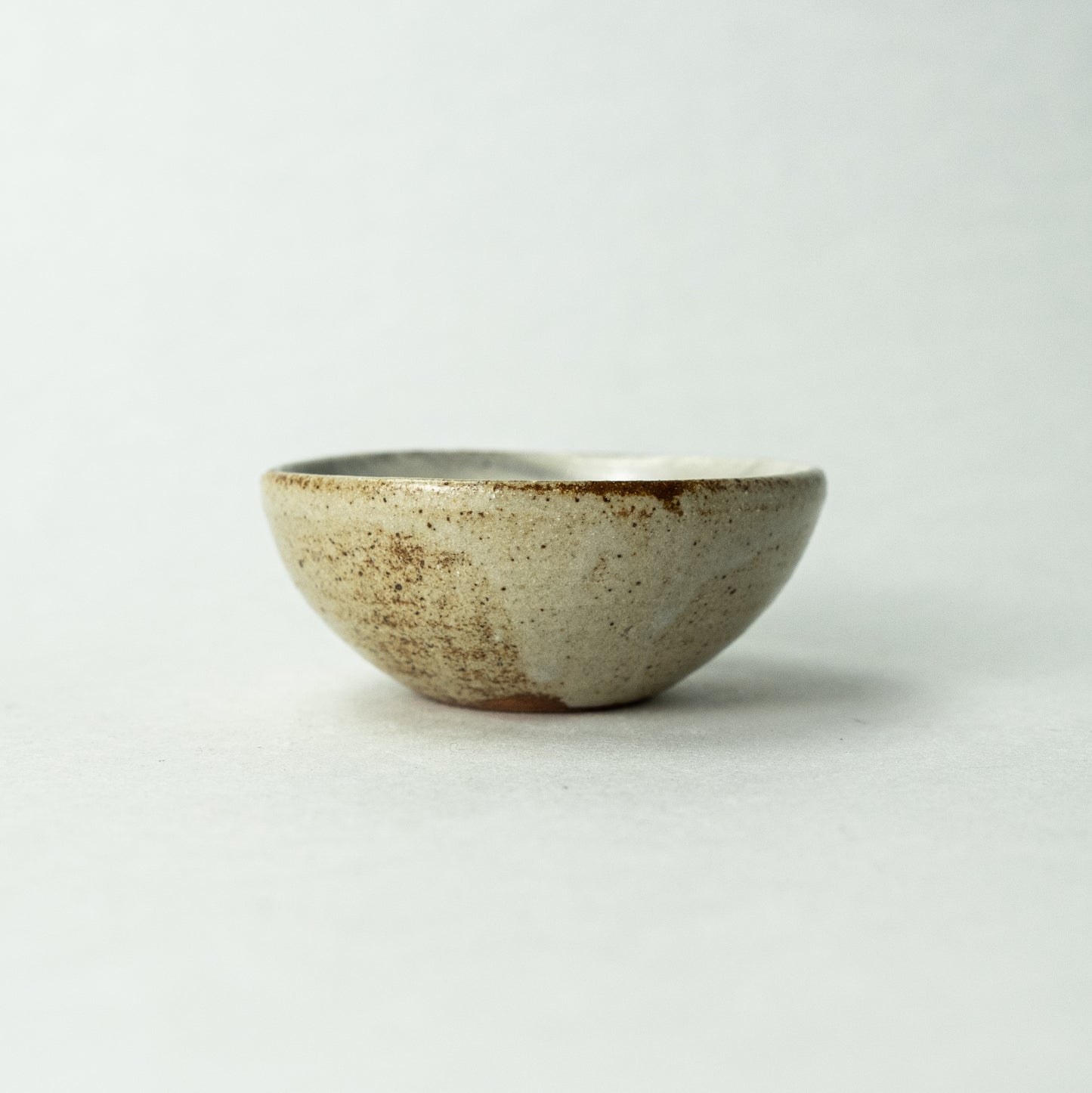 Aizu Hongo ware Kinone Studio Colored bean bowl Mouse