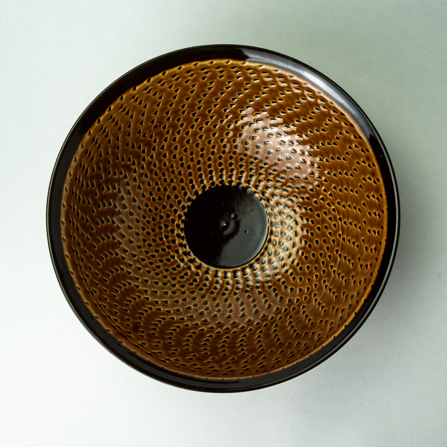 Shigaraki ware, Maruju Seitou, Flying Canna Bowl, Yellow