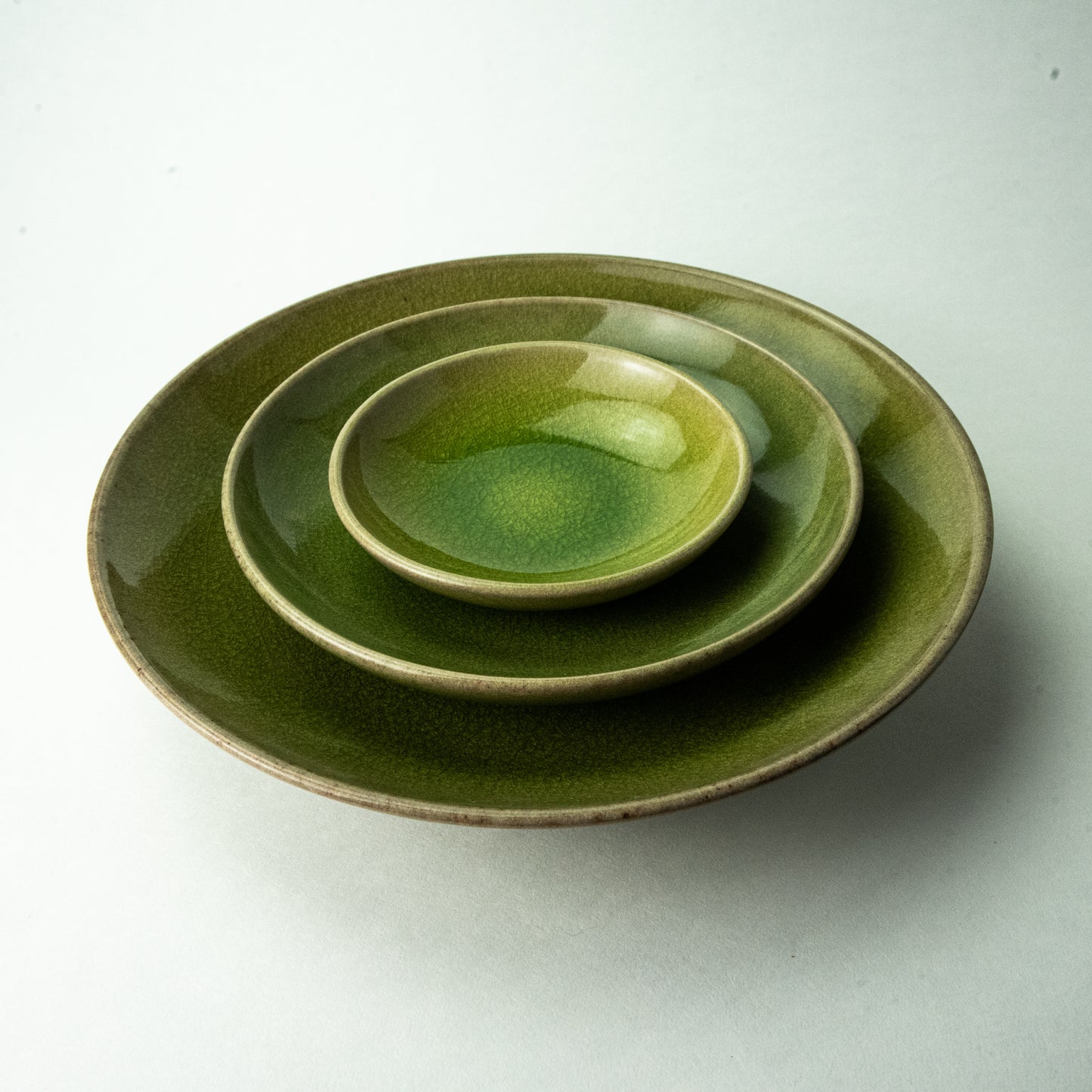 信楽焼 ヤマ庄陶器 Jewel plate ペリドット 18cm