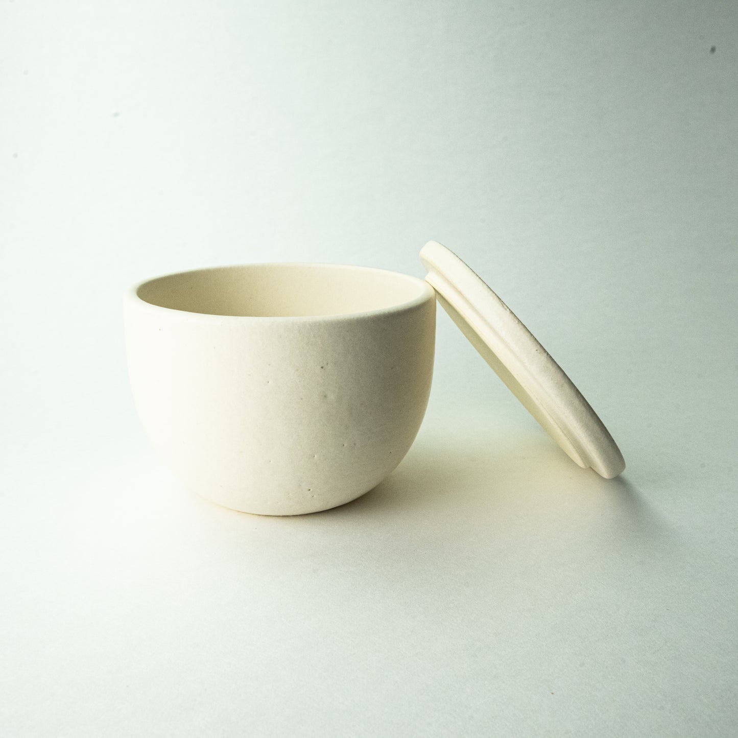 Shigaraki ware Yamasho pottery Hangout rice container White