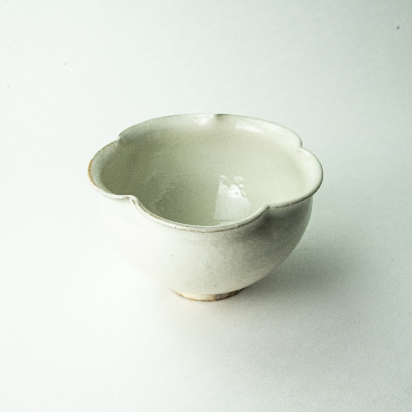 Shigaraki ware, Furutani Pottery, Iron scattering, Ring flower bowl