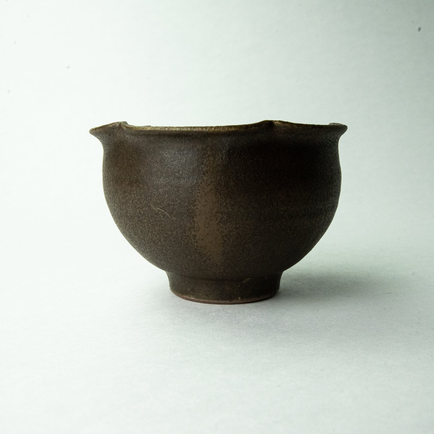 Shigaraki ware, Furutani Pottery, Rust glaze, Ring flower bowl