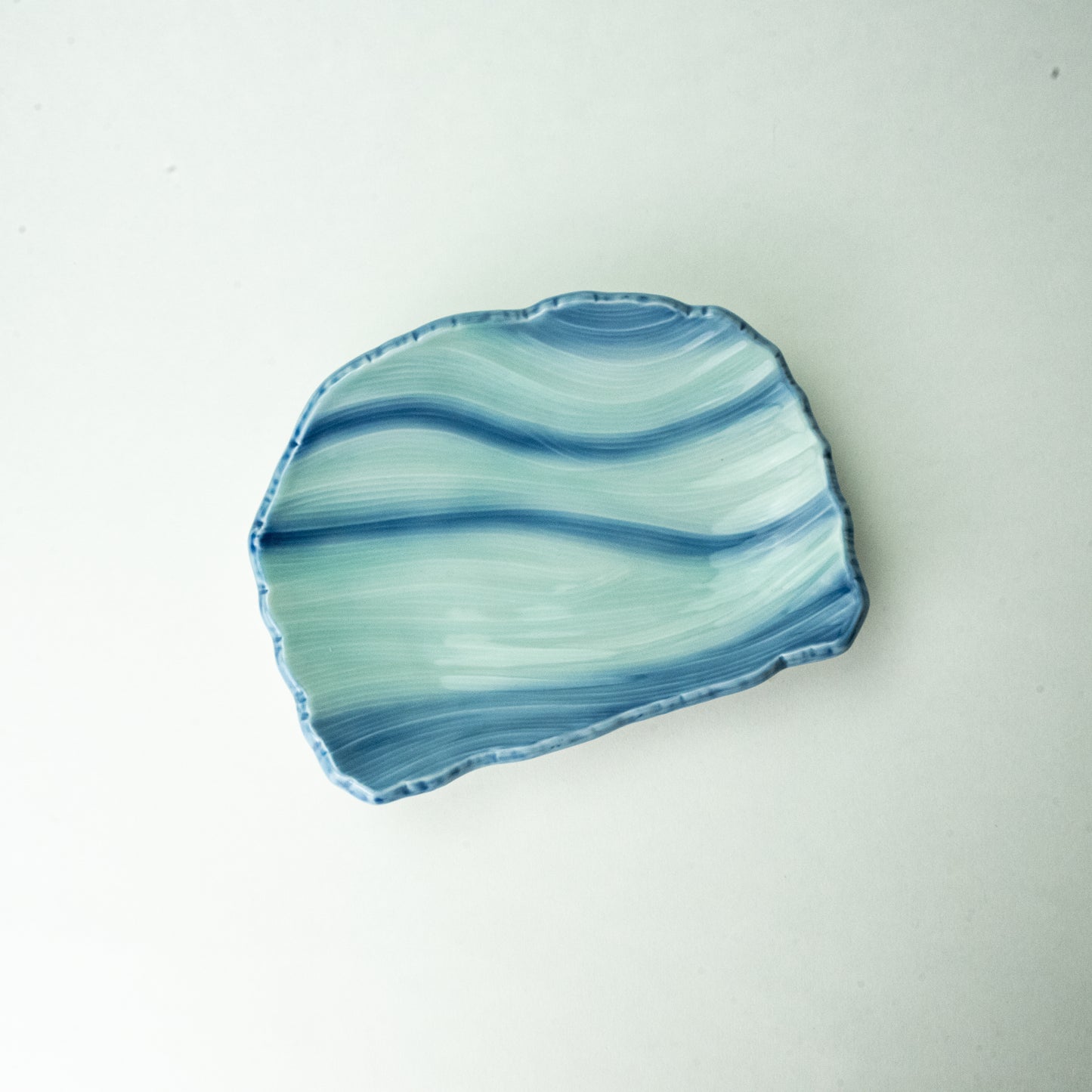 Mino ware, celadon flowing water carving, 6-inch plate