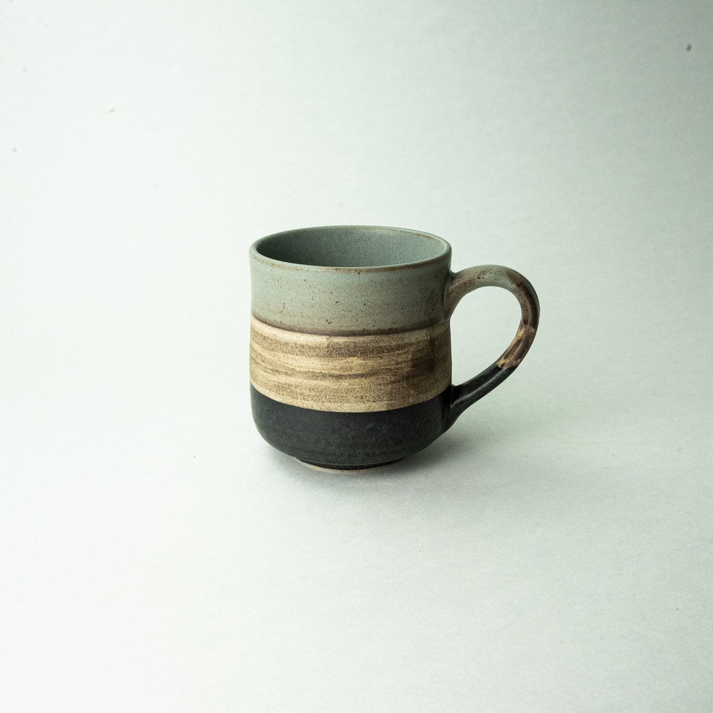 Mino ware Shinkogama Sepia mug GYxBK